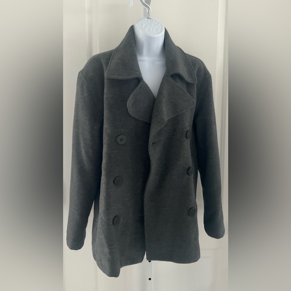 American Eagle Outfitters Vintage Double Breasted Wool Blend Peacoat. 
Size S.